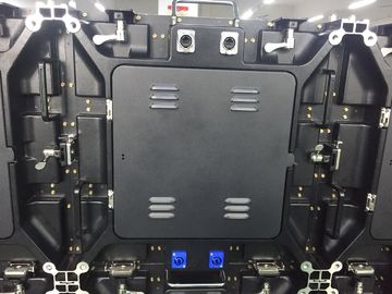 Cabinet d'intérieur de moulage en matrice de balayage de petit de pixel du lancement P2.5 Module d'affichage à LED 1/32