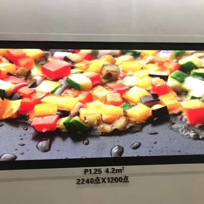 Petit panneau d'affichage mené de HD SMD, affichage mené petit par lancement P1.25 P1.5625 1R1G1B
